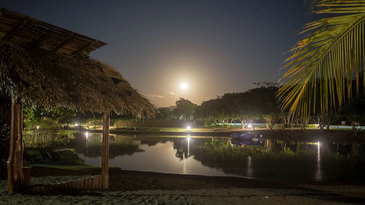 Playa Hermosa Oceanfront Lot 07: Amazing beach front lots for sale in Playa Hermosa in one of the most luxurious and private beach communities in Costa Rica! - Gallery image 35