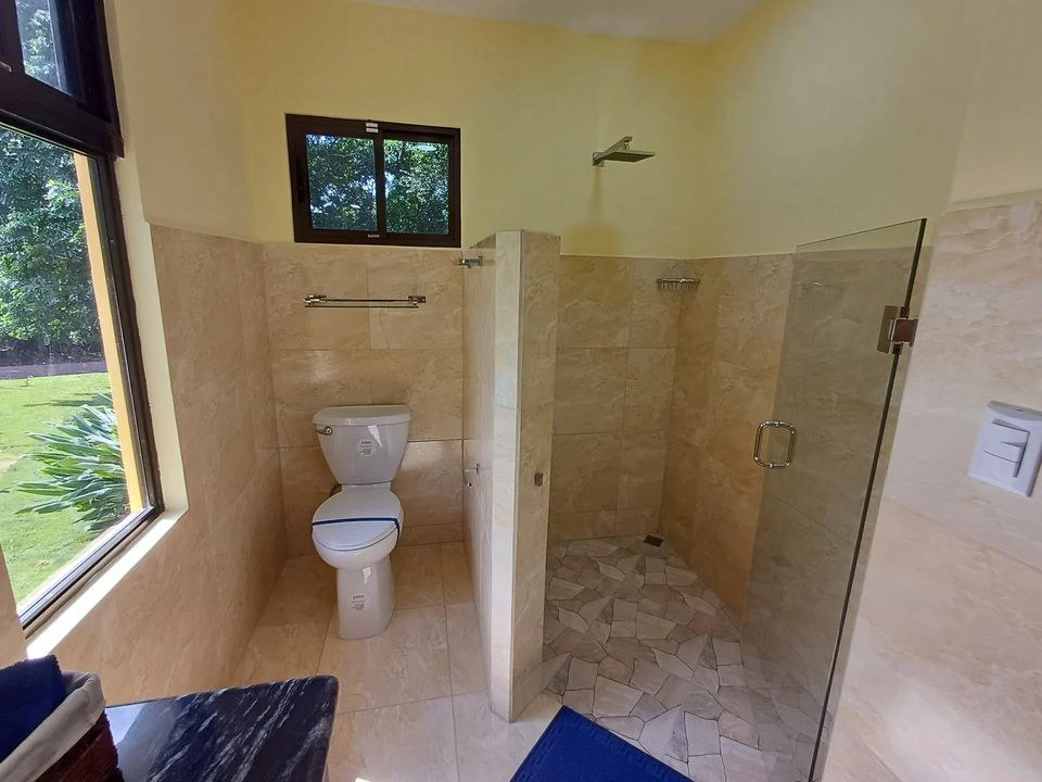 VILLA DEL SOL: Reduced ! Lake Arenal view home in upscale neighborhood - Gallery image 9