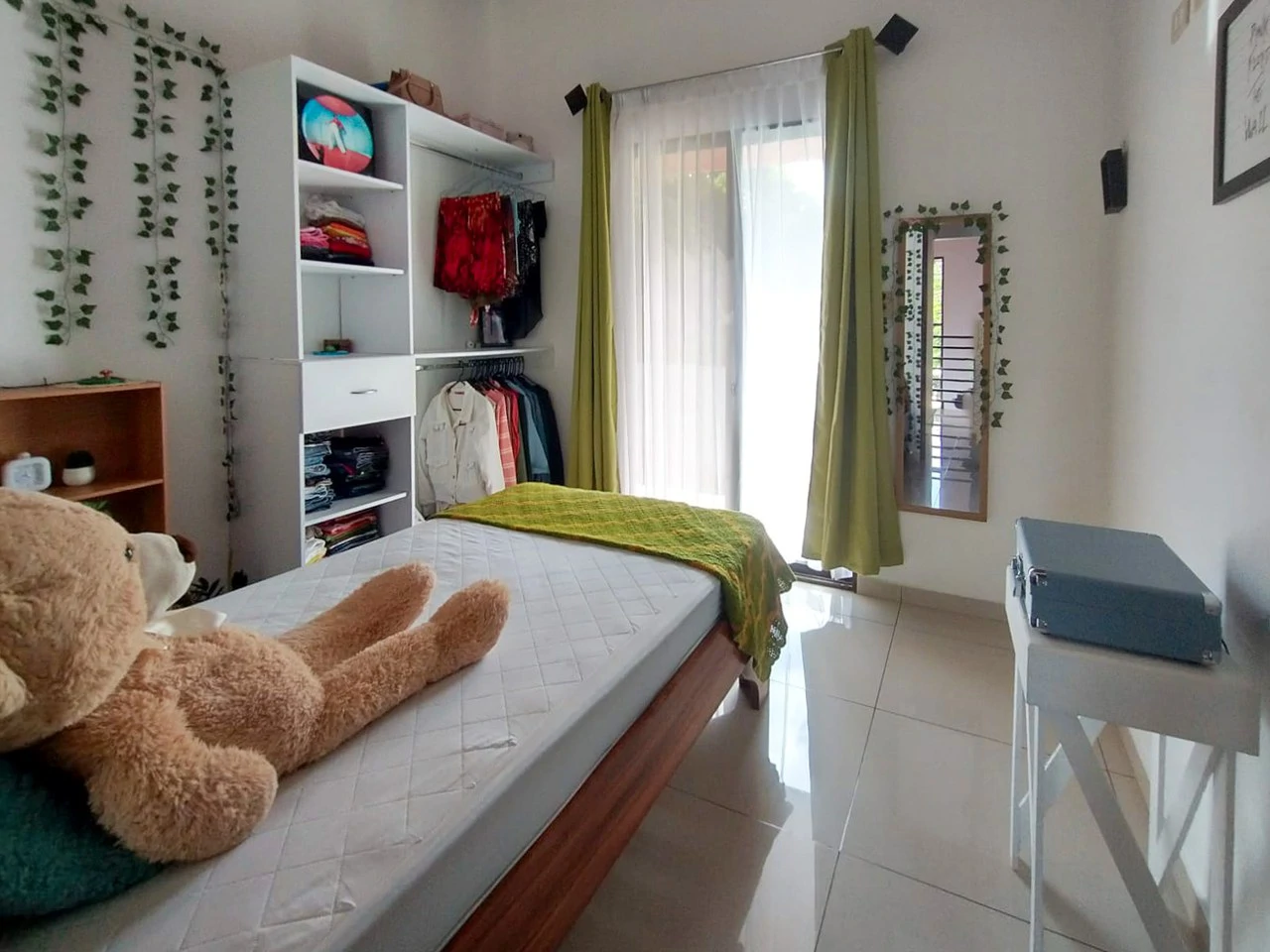 Full Furnished 2-story House for Sale in Grecia: House For Sale in Grecia - Gallery image 9