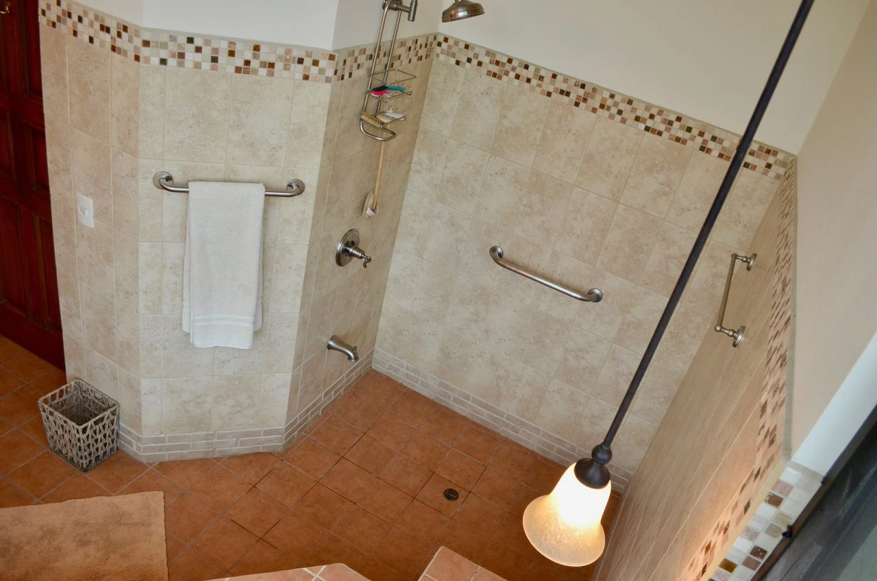 Mountain Condominium For Sale in Ciudad Colón - Gallery image 24