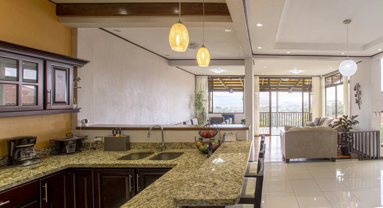 Mountain House For Sale in San Ramón - Gallery image 9