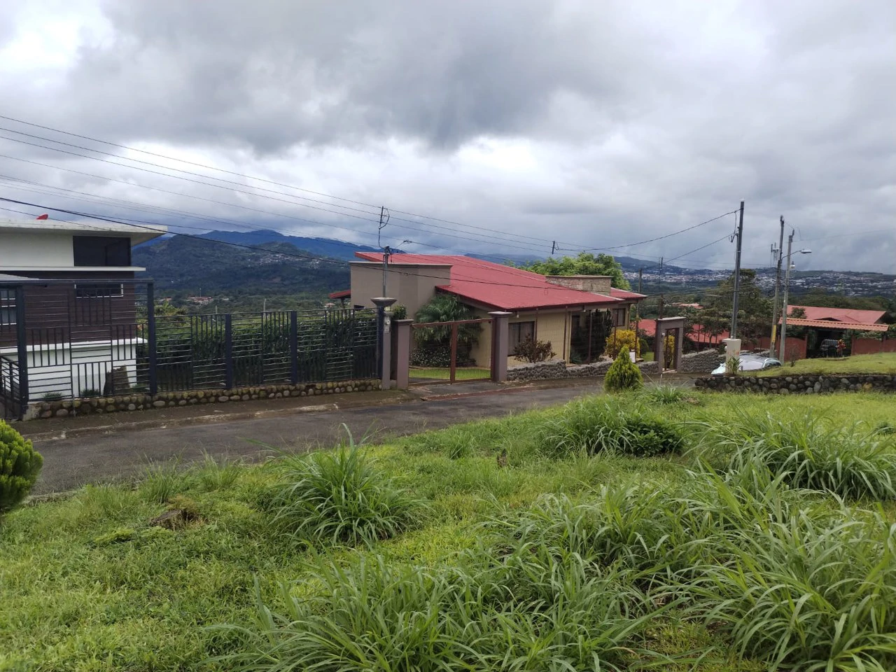 Lot for Sale in San Antonio de la Cueva, Naranjo: Perfect for Building in a Natural and Secure Setting - Gallery image 3