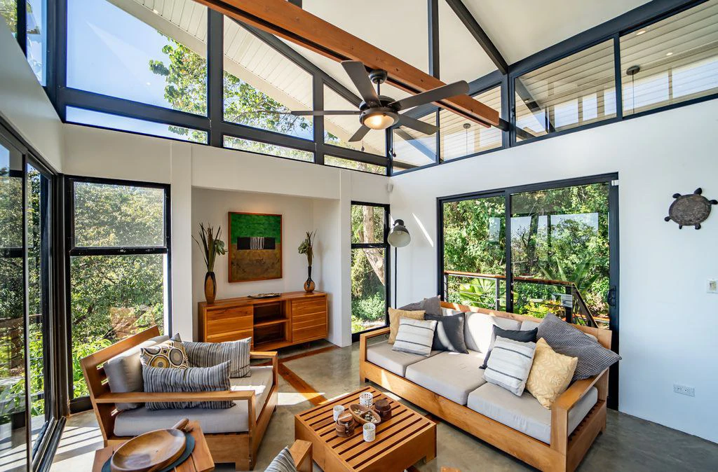 Casa Que Pasa: Exquisite Contemporary Hillside Home in a 1.6-acre Property Overlooking The Pacific Ocean - Enjoy Coastal Living in a Prime Location - Gallery image 23