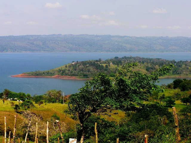 Hacienda Poseidon: 33 acre property overlooking Lake and Volcano Arenal - Gallery image 2