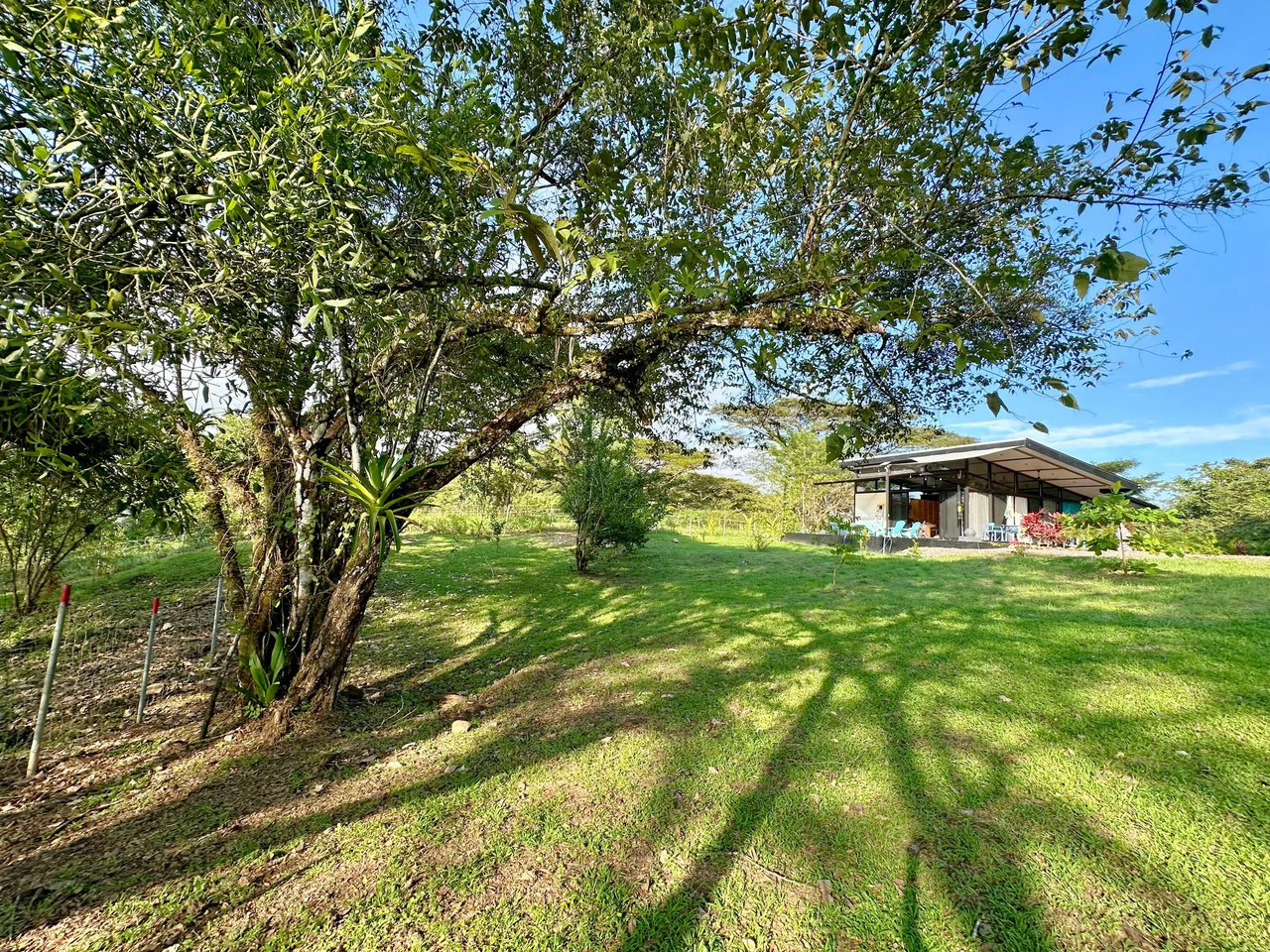 Modern Container Home: Private Home on Ranch near Santa Teresa, peaceful nature under 400K, or long time rental - Gallery image 23