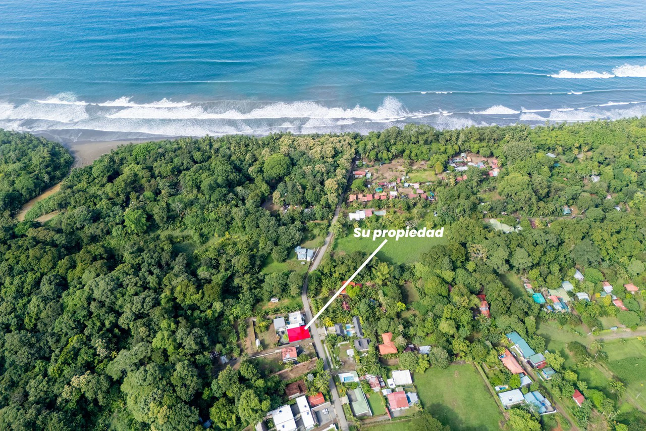 Near the Coast Multiplex For Sale in Bahía Ballena - photo 28