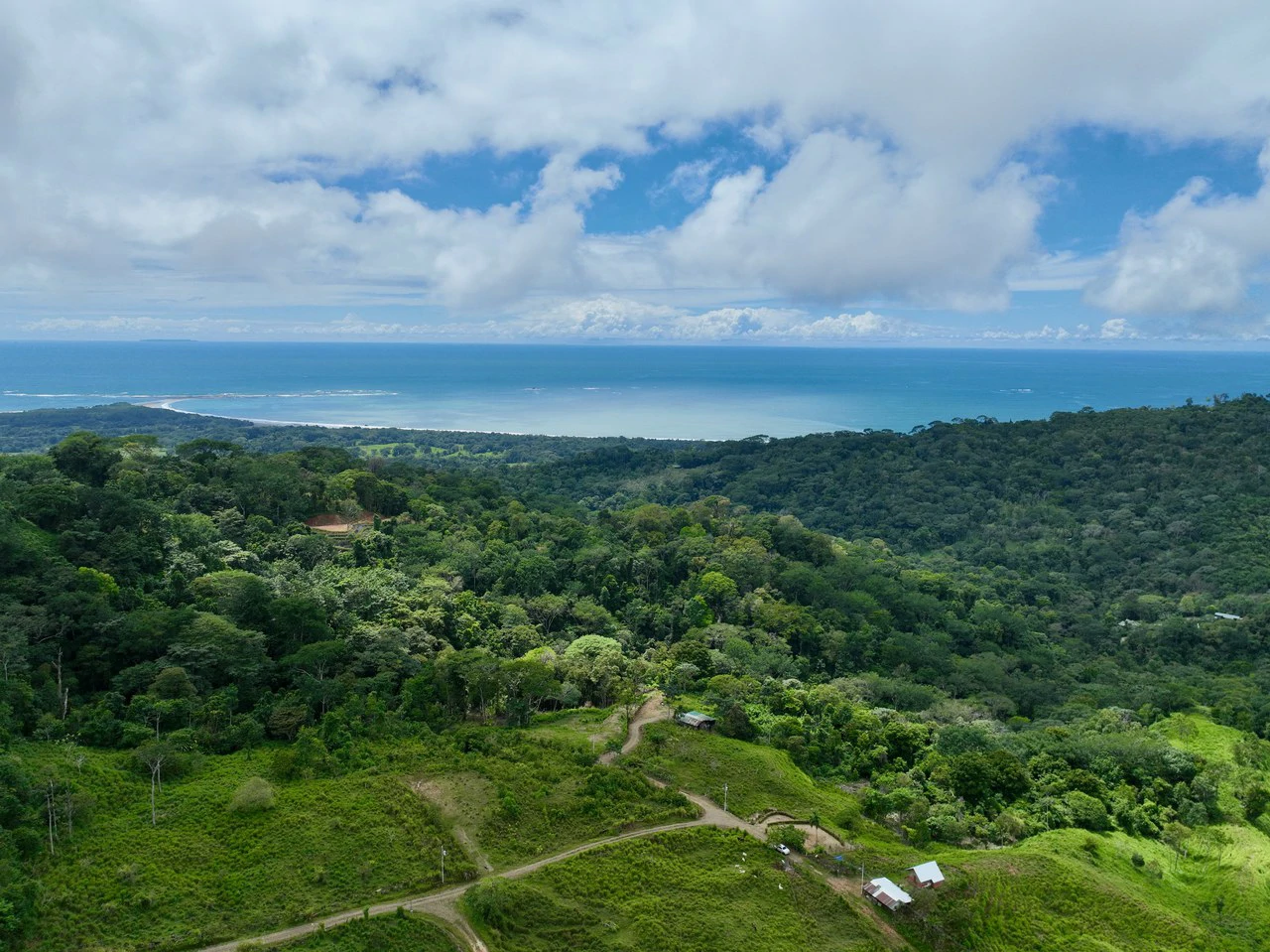 Stunning Residential Lots in Uvita - Panoramic Ocean & Mountain Views - Gallery image 3