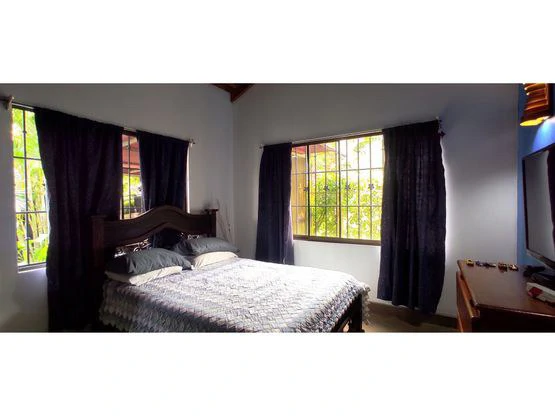 House For Sale in Jacó - Gallery image 7