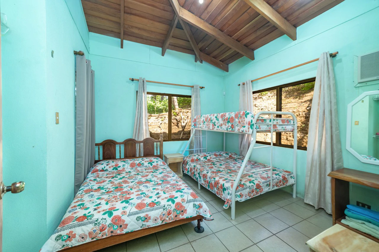 Picturesque Valley View Farm: 14 Acres, Home, Stables and More - Gallery image 12