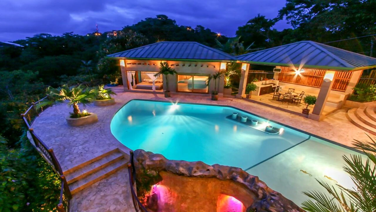 CAPUCHIN 3: Luxurious Manuel Antonio Condo for Sale inside gated community - Gallery image 89