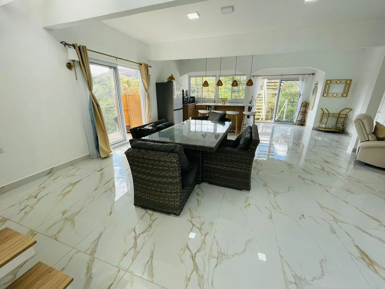 Private Hillside Wonder...: PEACEFUL HILLSIDE LIVING IN GATED QUINTA COMMUNITY - Gallery image 7