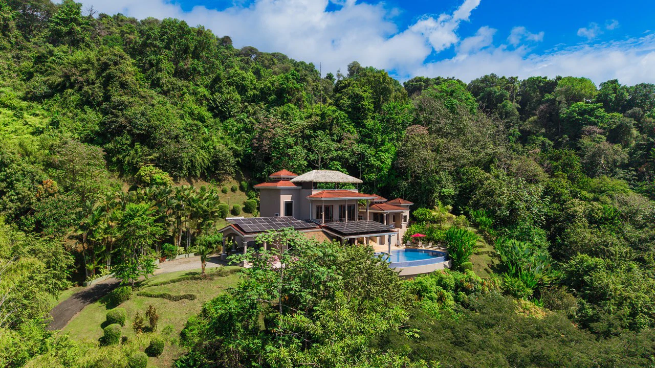 Ocean View Luxury Estate with An Incredible Location in Dominical - Gallery image 4