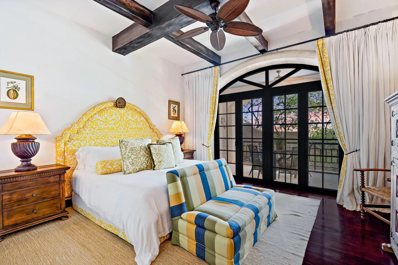 27 Cartagena: Unique Luxury Beachfront Home - Gallery image 26