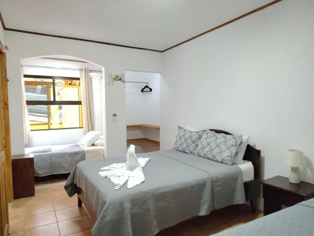 Monteverde Hotel & Attached 3-Bedroom House with Scenic Views CP0626: Boutique Hotel with Attached Private Residence in Monteverde – Turnkey Investment - Gallery image 23