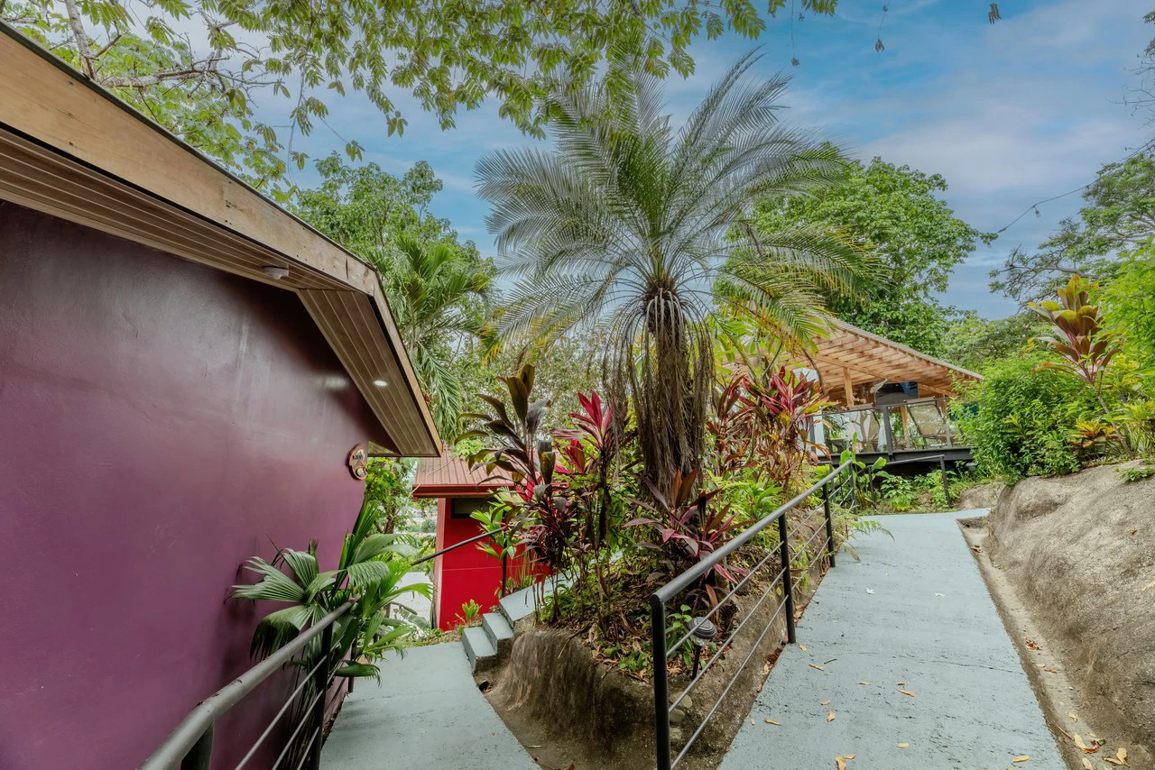 Villas In Sueño – A Rare Gem in the Heart of Manuel Antonio: Mountain Multi Unit Building For Sale in Manuel Antonio - Gallery image 16