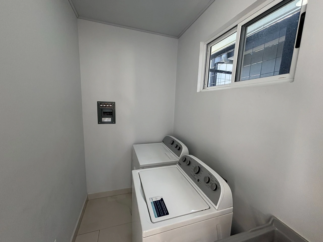 Modern 3BR Home with Exceptional Airbnb Potential Near Manuel Antonio - photo 11