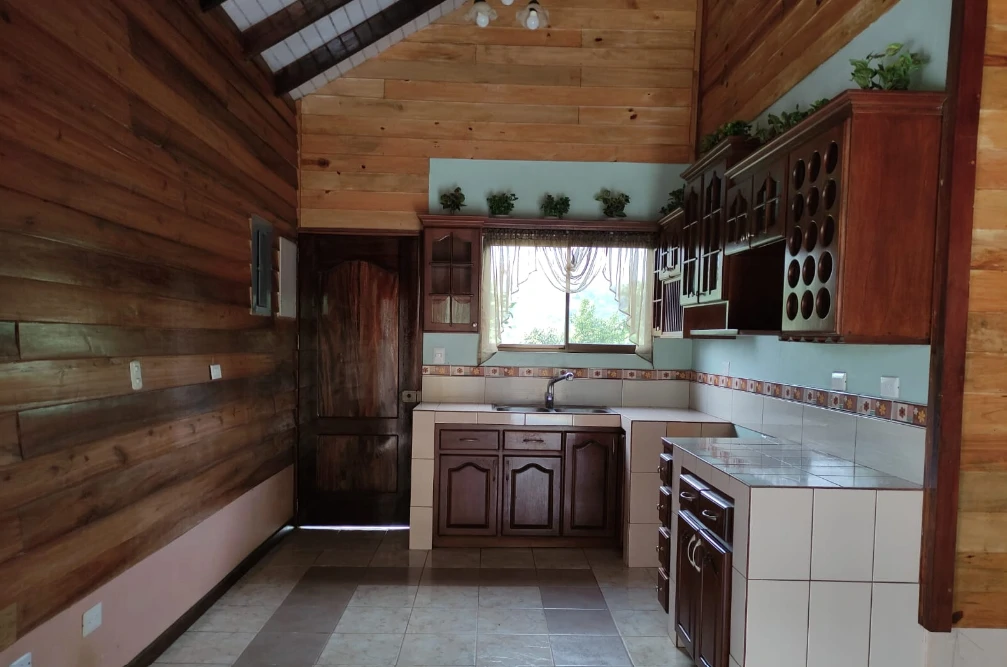 Countryside House For Sale in Centro de Pérez Zeledón - Gallery image 7