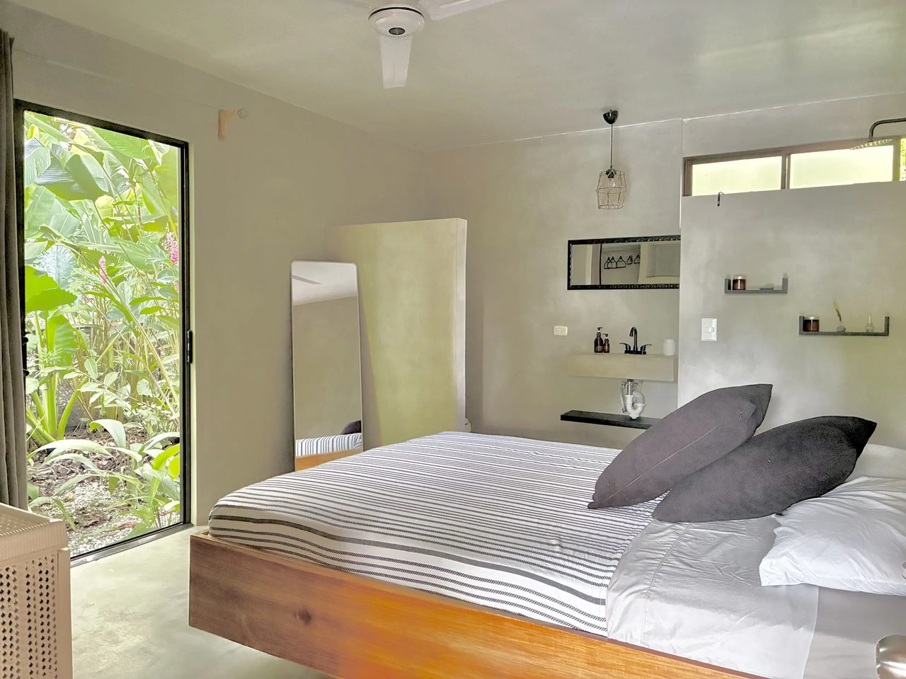 Casa Baja: Near the Coast House For Sale in Pavones