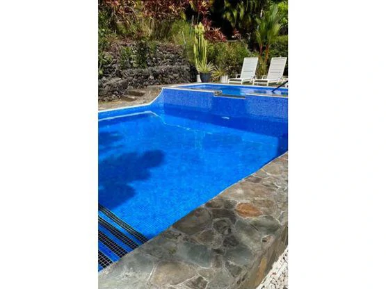 BEAUTIFUL HOUSE WITH SPECTACULAR POOL - Gallery image 13
