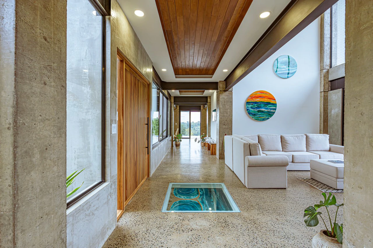 Casa Las Brisas Stunning Whale’s Tail Ocean View Home in Uvita - Gallery image 15