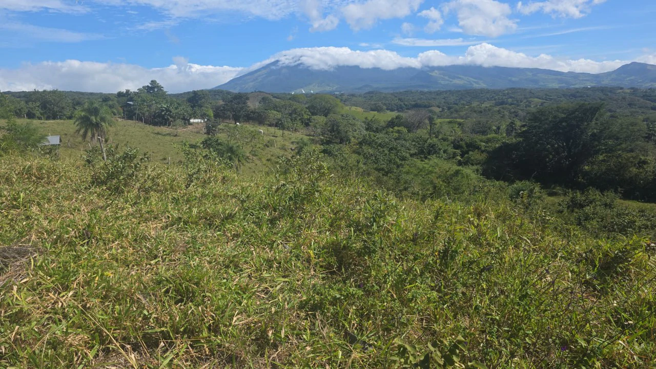 Mountain Property for Sale with charming 360º views of Guayabos Valley and the Volcanoes - Gallery image 50