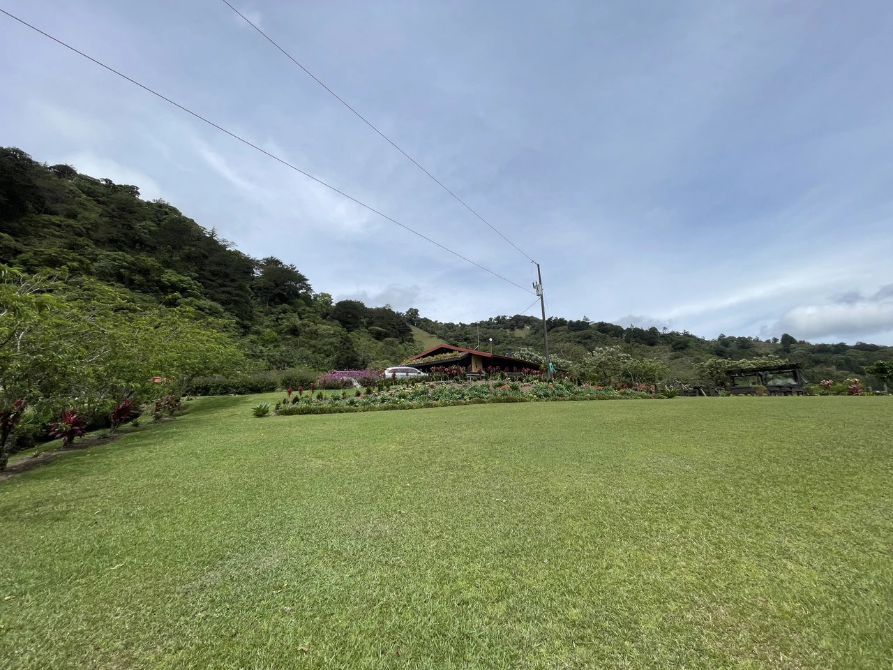 Cartago, gourmet coffee plantation: Charming Coffee Retreat Home with Stunning Views and Gourmet Coffee Plantations - Gallery image 2