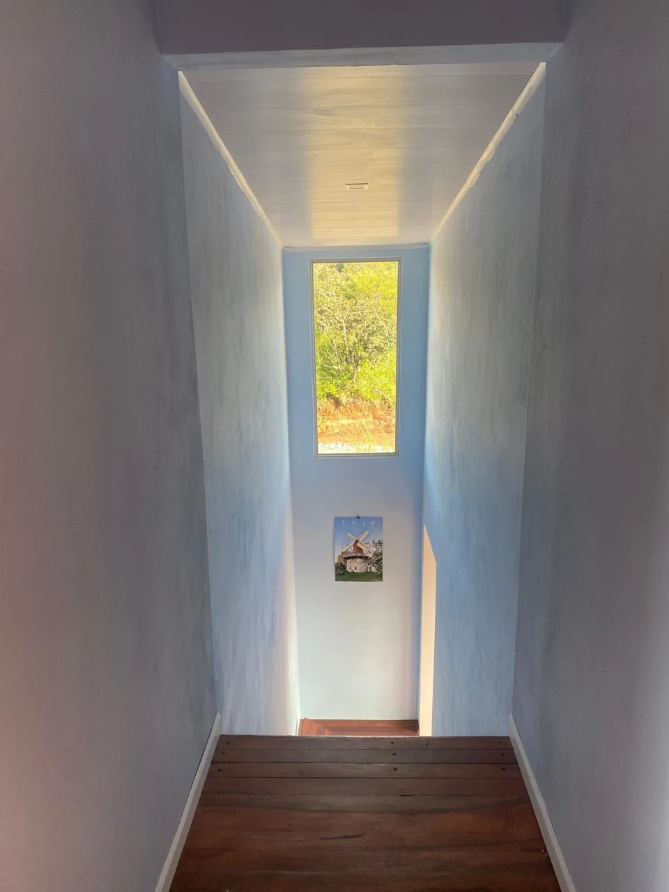 Ecofriendly container home, top views of La Lindora Monteverde LN0525: Elevated Eco-Luxury: Off-Grid Container Home with Panoramic Forest Views in Monteverde, La Lindora. - Gallery image 10