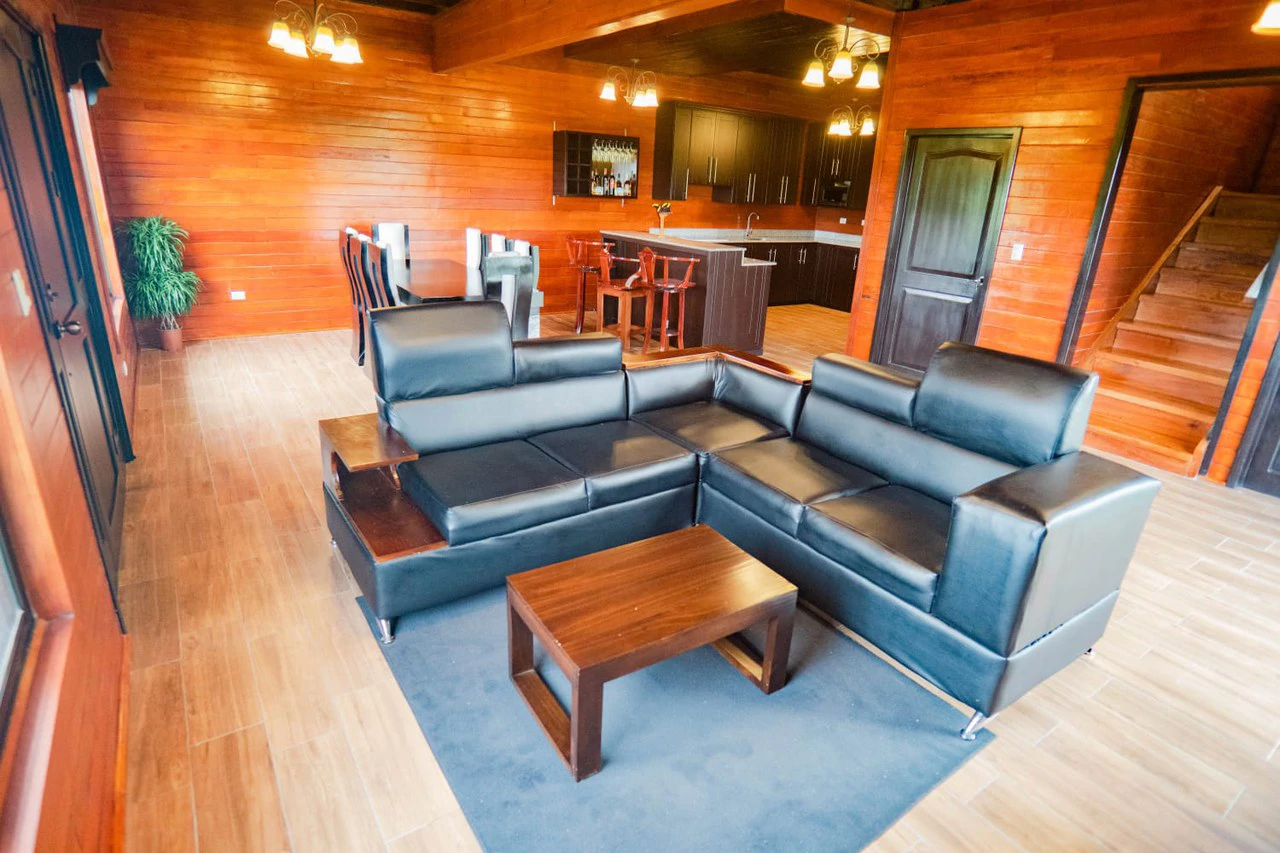 Two-Story Cozy Cabin in Agua Buena, San Vito - Gallery image 10