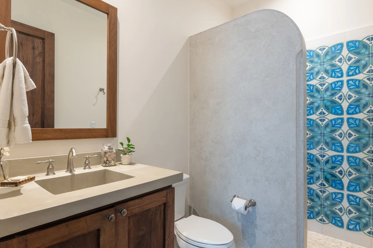 Casa Acuarela: Steps from the Beach & Beach Club, Impeccable 4-Bedroom Home in Las Catalinas - Gallery image 25