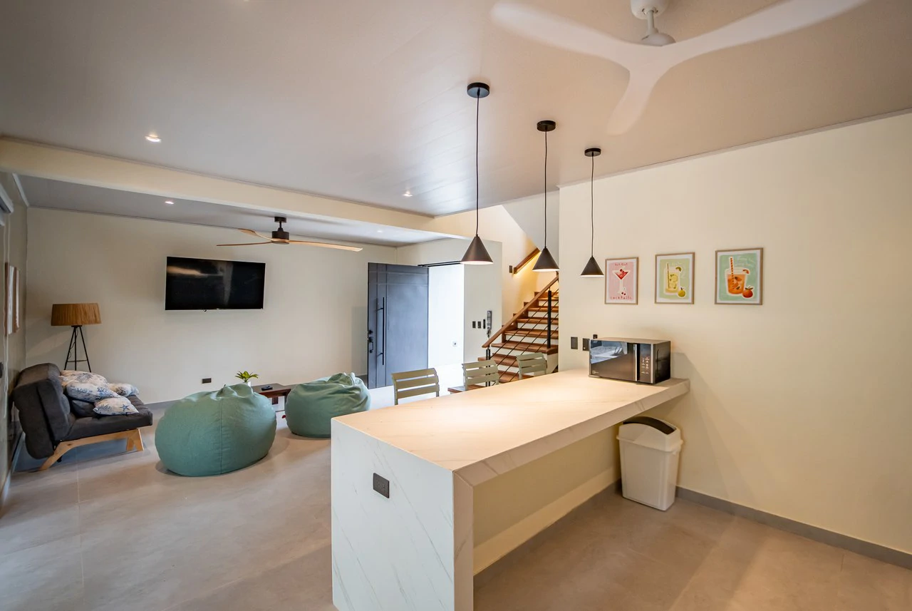 Casa Costa Brava: Modern 3BR Home in Carrillo Beach - photo 13