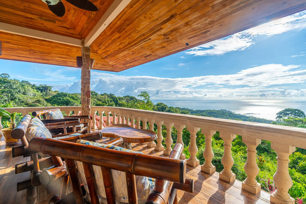 Mountain House For Sale in Escaleras - Gallery image 85