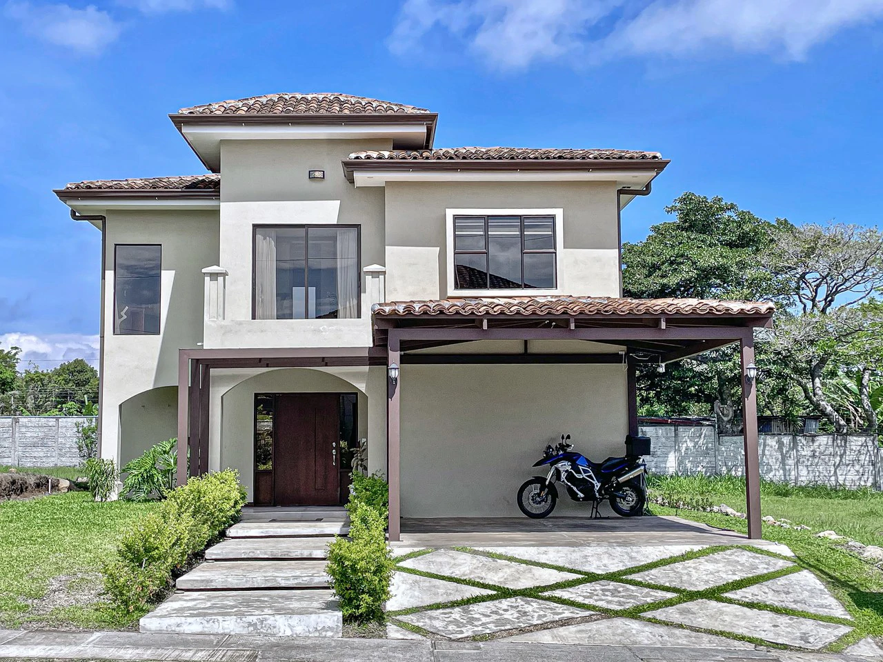 Casa Malaga: Casa Malaga home for sale in Guacima