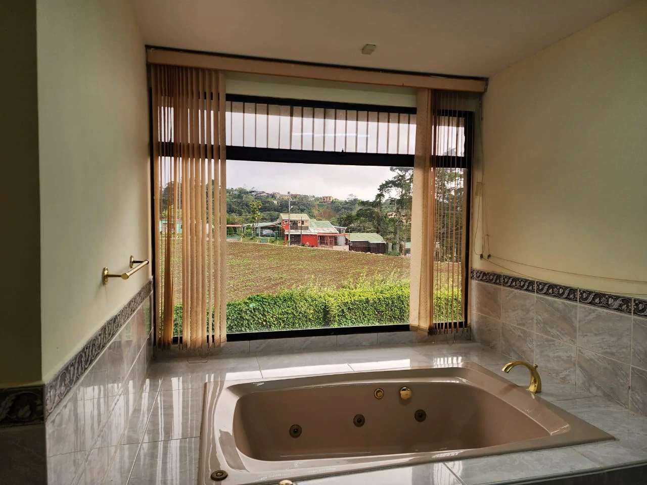 Villa For Sale in San Luis - Gallery image 33