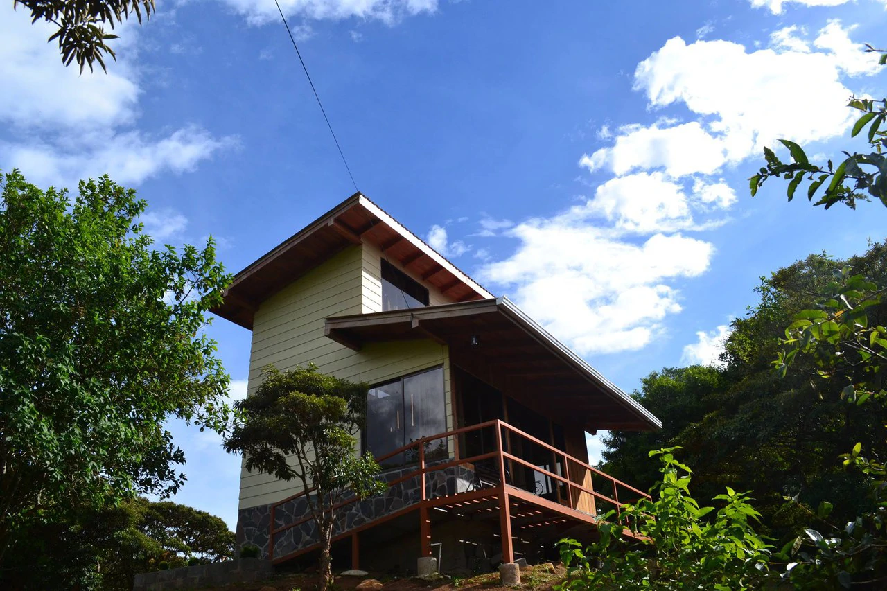 2 Acres with 4 houses Centrally located in Monteverde BV0224: Turn-Key Accommodations Business on 2 Acres Just 5 Minutes from Santa Elena – Surrounded by Nature, Ready to Grow - Gallery image 2