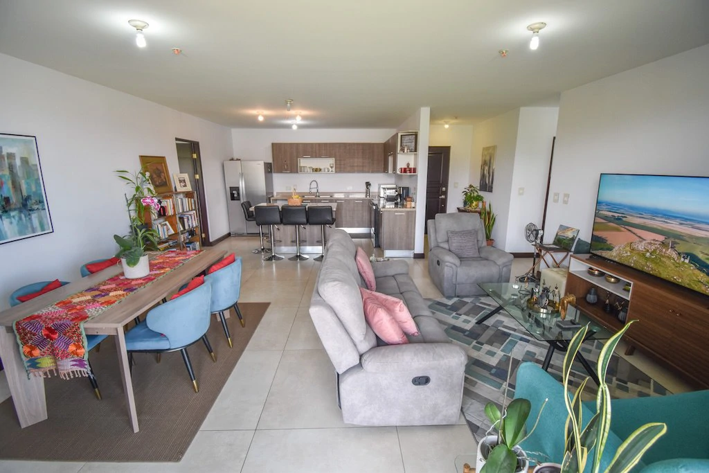 Apartamento de 2 Habitaciones + Sala de TV en Torres de Velarde Heredia: Apartment For Sale in Barreal - Gallery image 7