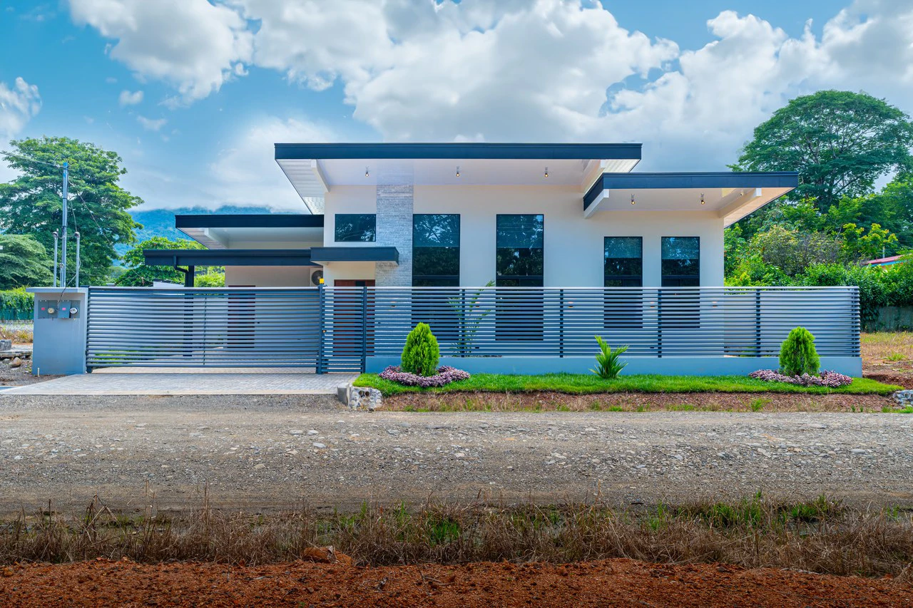 River Bend Estates, 3 Bedroom Masterpiece.: House For Sale in Uvita - Gallery image 12