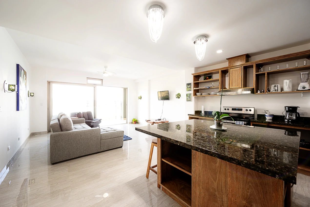 SELLER FINANCING AVAILABLE ! Luxurious Gated Condominium Community - Gallery image 6