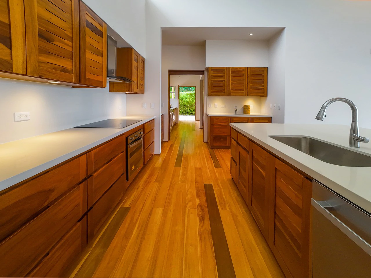 Mar Mystique Haven: Your Dream Home with Stunning Ocean Views - Gallery image 21