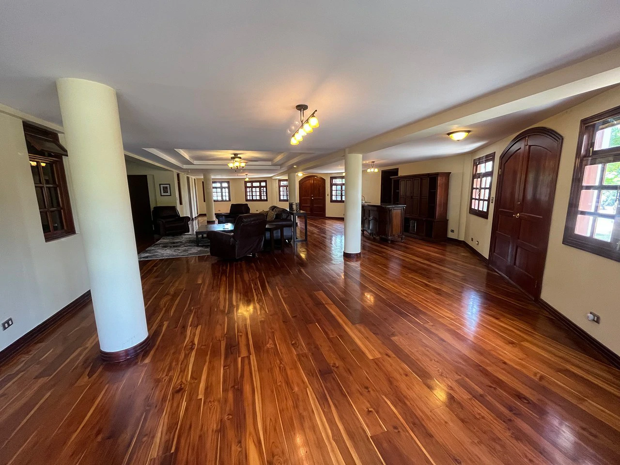 ID 3902:: Breathtaking Mountain View - Home for Sale - Gallery image 38