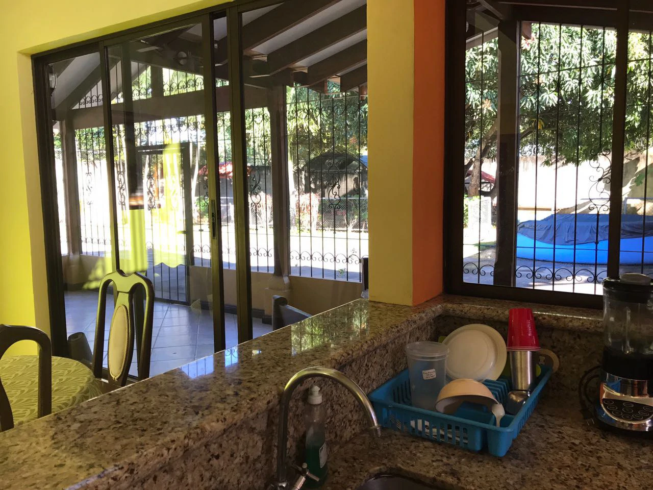 LUXURY HOUSE FOR SALE AND RENT IN LIBERIA: Beautiful luxury home in Liberia, Barrio La Cruz, in excellent location, very safe and quiet - Gallery image 11