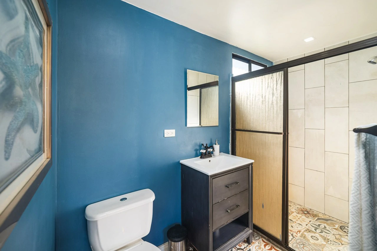 Casa Jungle: Jungle Lot with Container Home 10 min from the beach - Gallery image 20