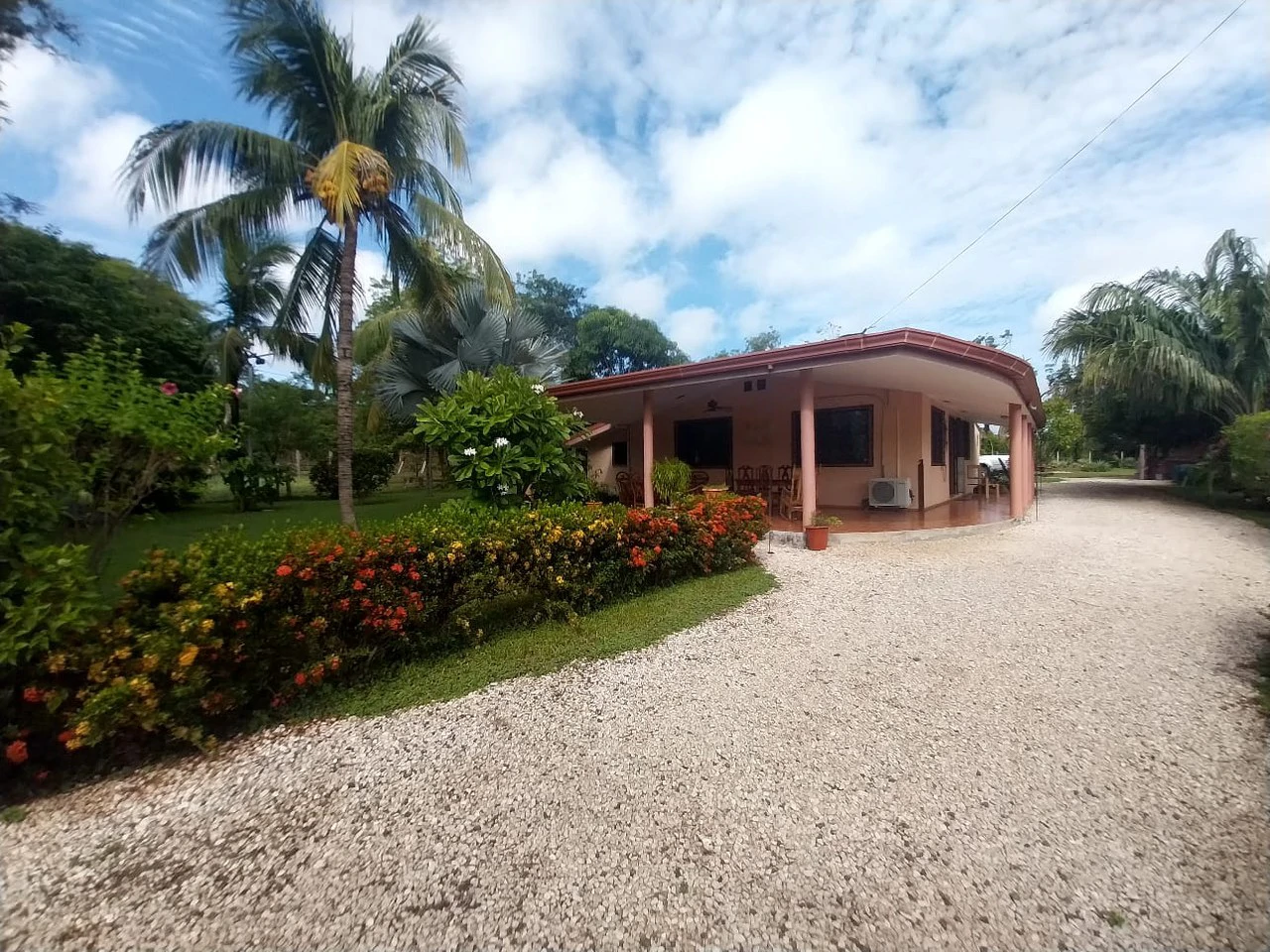 C-180: Idyllic Sardinal Home with 2730 sqm land for sale - Close to the beaches