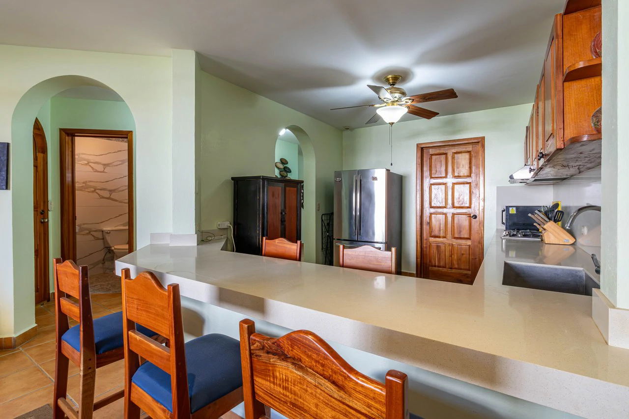 Condo Central: 3 Bedrooms Just Steps from the Beach - photo 6