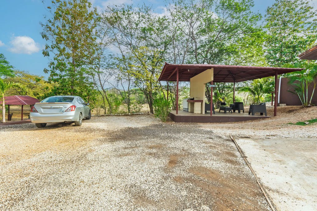 Villa Los Monos: High-Income 9-Unit Rental Property Near Playa Grande - Gallery image 59
