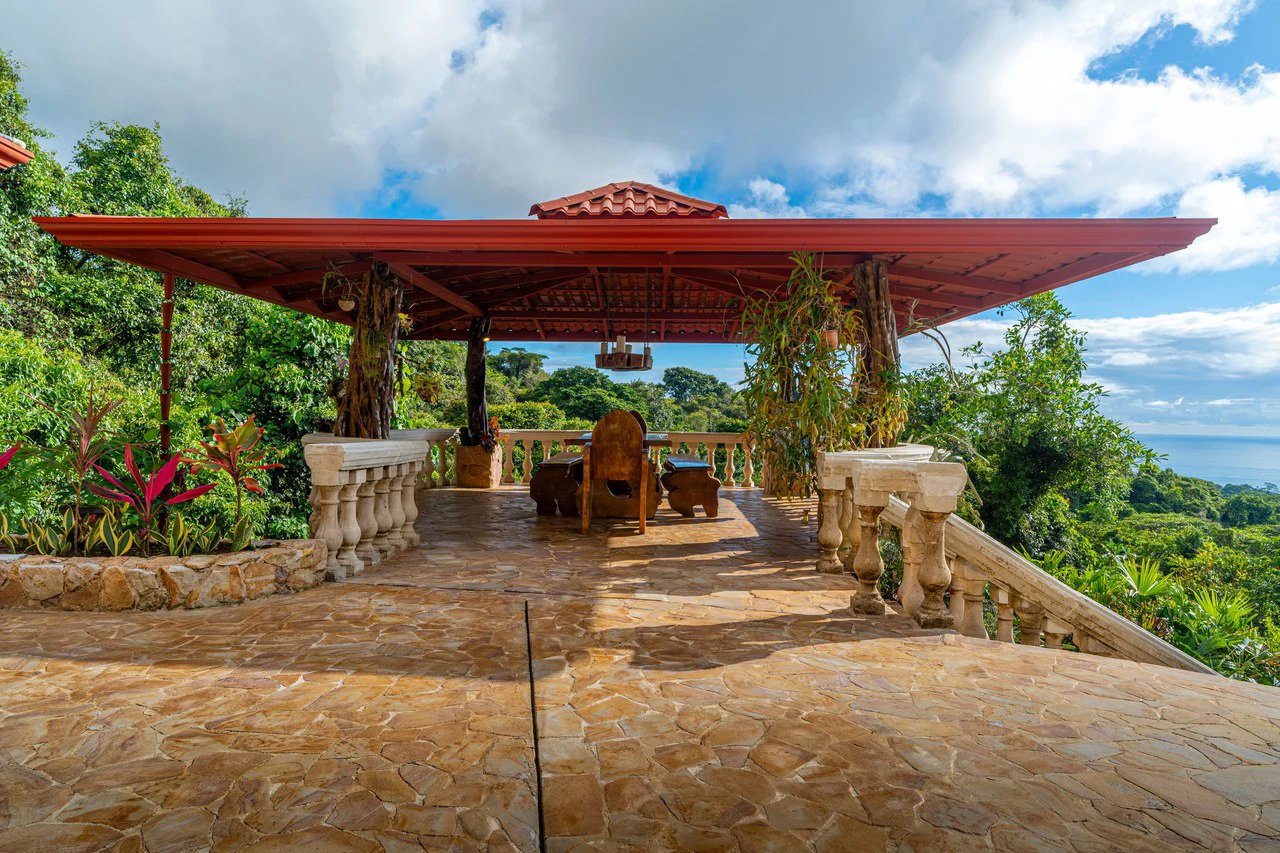 Mountain House For Sale in Escaleras - Gallery image 58