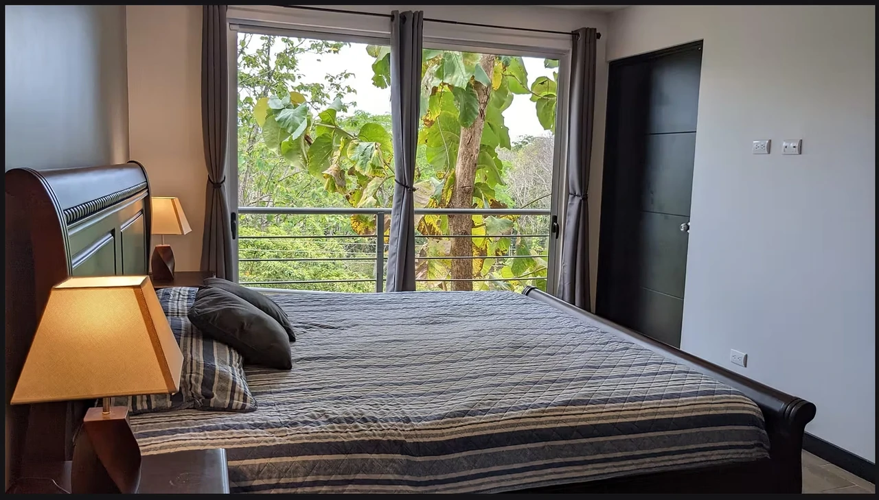 Jungle Retreat with Modern Comforts Near San José – $345,000: Tropical Retreat with Jungle Views - Gallery image 9