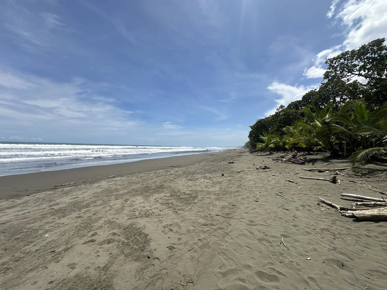 Prime Lot Just 350 Meters from Matapalo Beach – Ideal for Commercial or Residential Development: Near the Coast Development Parcel For Sale in Matapalo - Gallery image 10