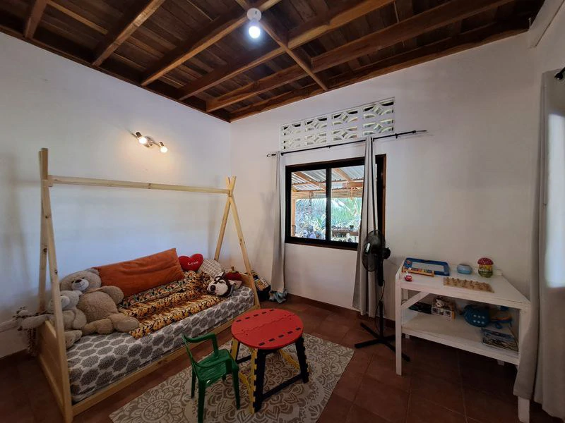 Finca El Colibri: Tropical Oasis of 7000 m2, nestled in nature, featuring 2 Homes & Caravan Studio, Near Carrillo & Samara Beaches - Gallery image 10