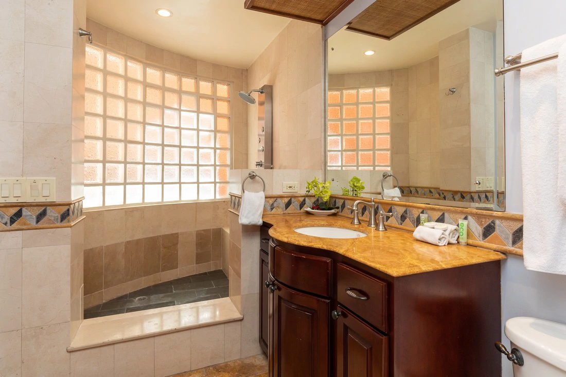 Villa Isabela: Ocean View Luxury Condo in the Heart of Manuel Antonio - Gallery image 15