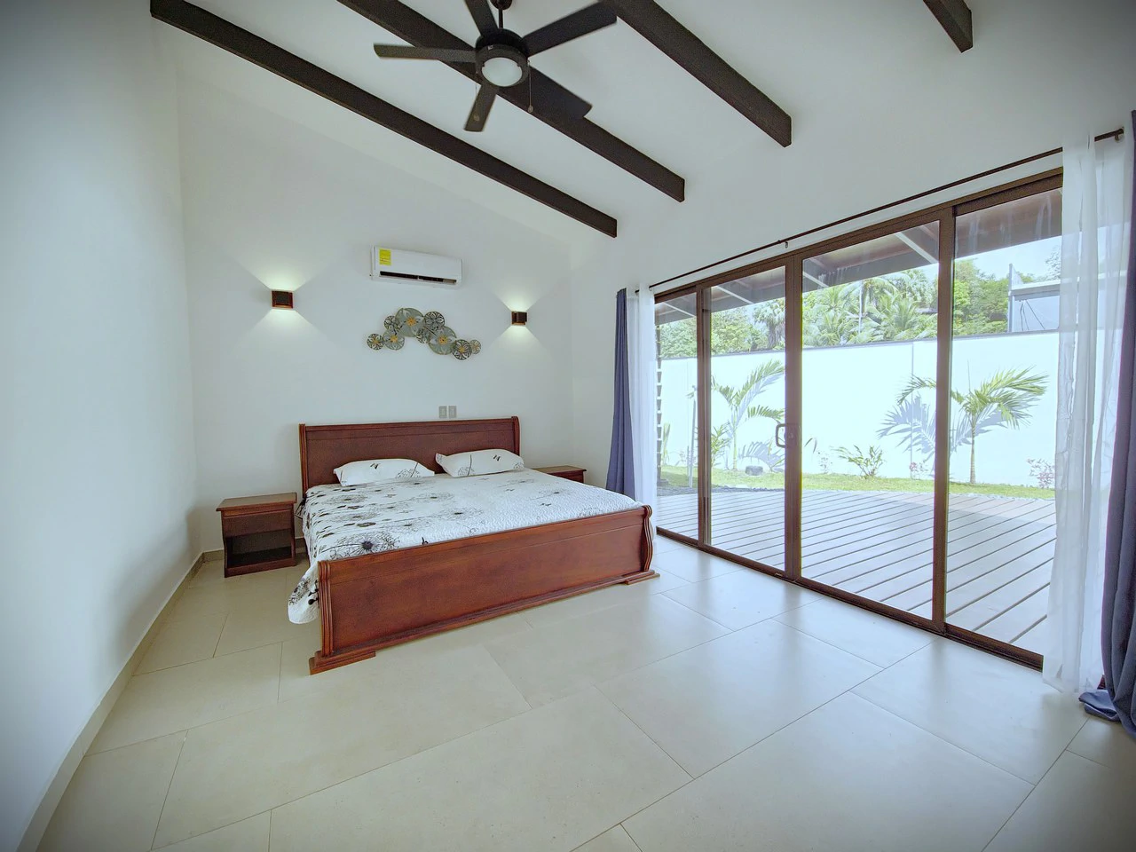 Price Reduced - Modern Oasis Near Uvita: Contemporary Living with Pool & Privacy - Gallery image 29